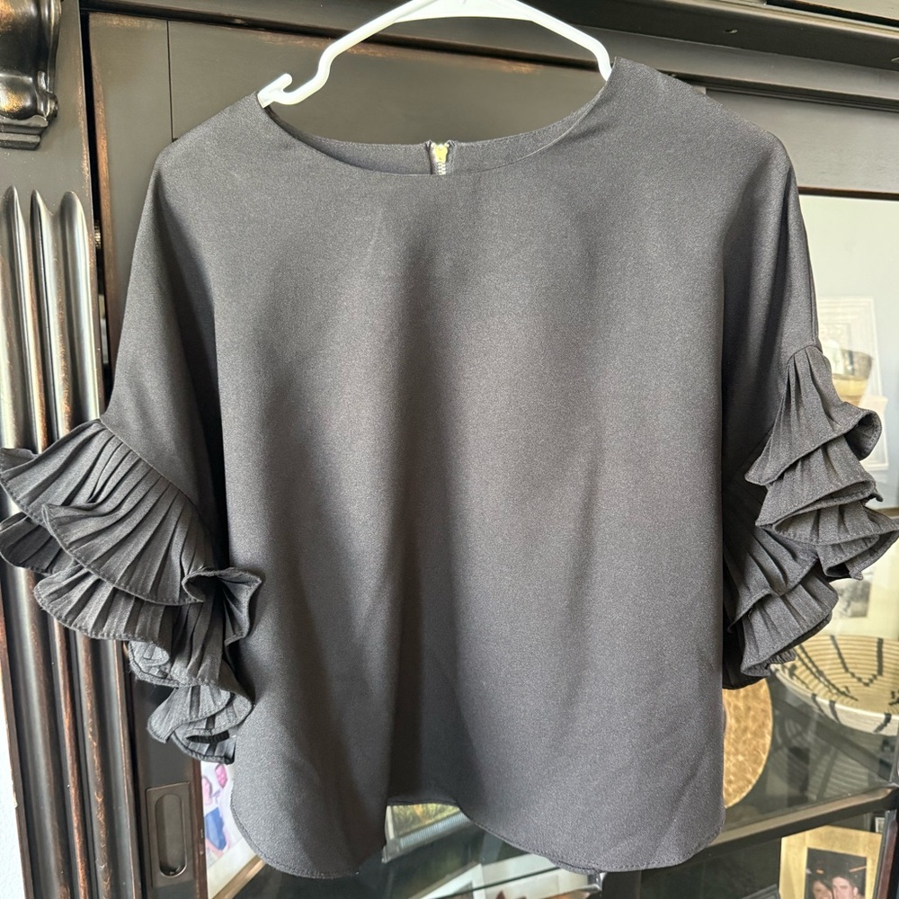 Ontwelfth Elegant Black Pleated Ruffle Sleeve Top